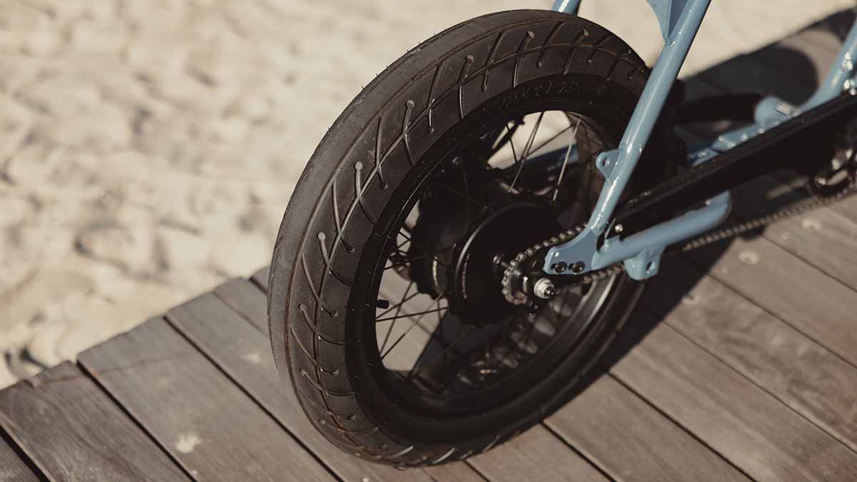 Closeup of the Super73-ZX tires showing a tread pattern made for streets
